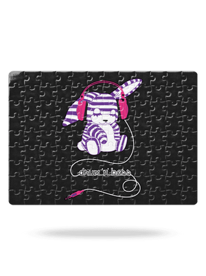 Drum and bass kirakós White