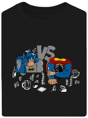 A szuperhősök harca unisex túlméretezett póló Black