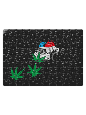 Ganja bust kirakós White