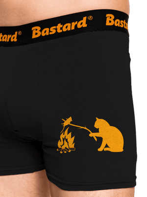 Macska-egér harc boxeralsó Black